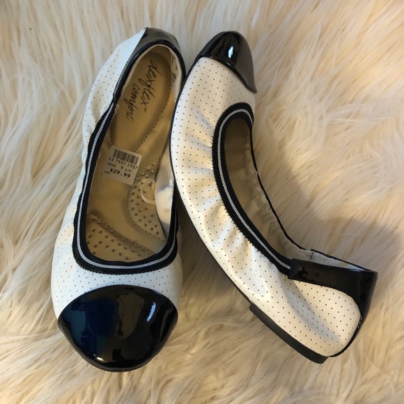 dexflex comfort Shoes Dexflex Comfort Shoes Sz 95 Poshmark